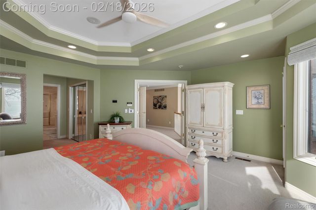 34330 Jefferson Avenue, Harrison Charter Township, MI 48045