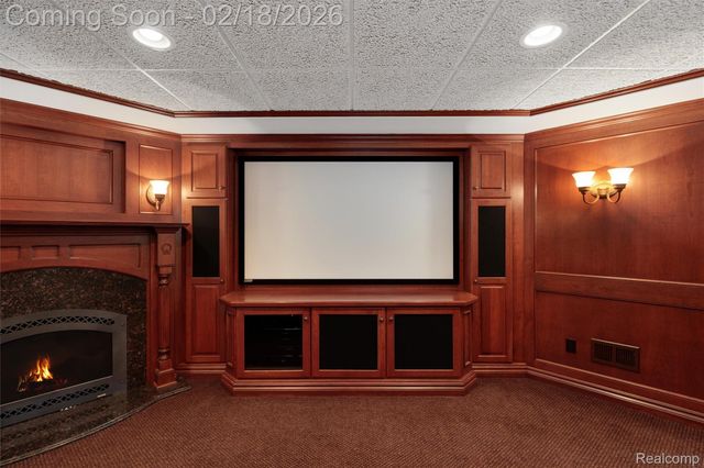 34330 Jefferson Avenue, Harrison Charter Township, MI 48045