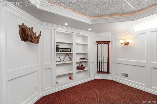 34330 Jefferson Avenue, Harrison Charter Township, MI 48045