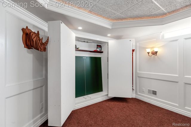 34330 Jefferson Avenue, Harrison Charter Township, MI 48045