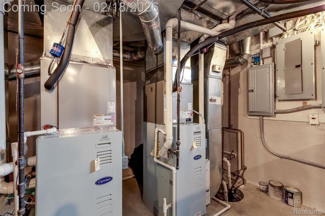 34330 Jefferson Avenue, Harrison Charter Township, MI 48045