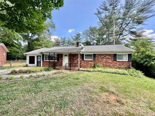 820 Kerley Court, Statesville, NC 28677