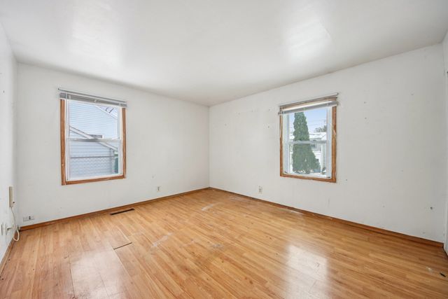 916 Mulberry Lane, Streamwood, IL 60107