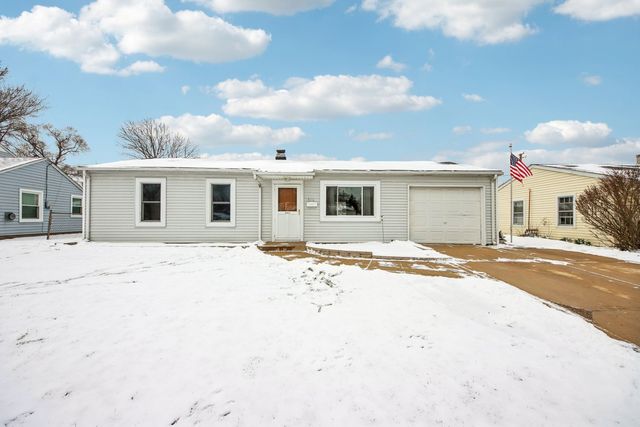 916 Mulberry Lane, Streamwood, IL 60107