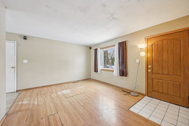 916 Mulberry Lane, Streamwood, IL 60107