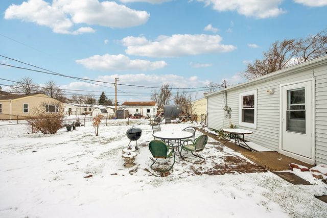 916 Mulberry Lane, Streamwood, IL 60107