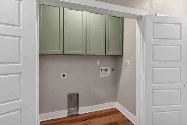 807 Branding Iron Trail, Granbury, TX 76049