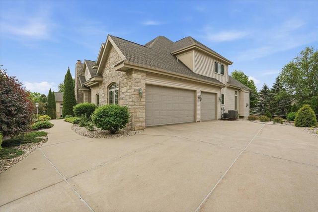 9715 Red Sky Drive, Middleton, WI 53562