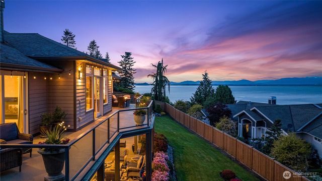 1040 Cassius Court, Camano Island, WA 98282