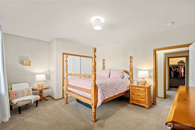 1040 Cassius Court, Camano Island, WA 98282