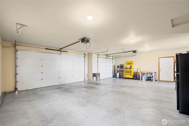 1040 Cassius Court, Camano Island, WA 98282