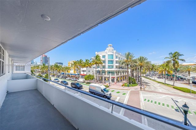 465 Ocean Dr 303, Miami Beach, FL 33139