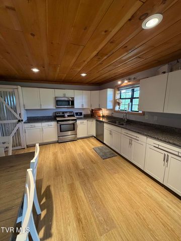 108 Double D Drive, Rogersville, TN 37857
