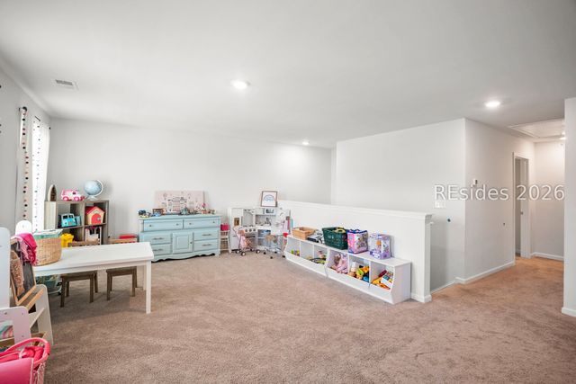 25 Chinquapin St, Beaufort, SC 29906