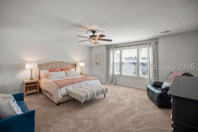 25 Chinquapin St, Beaufort, SC 29906