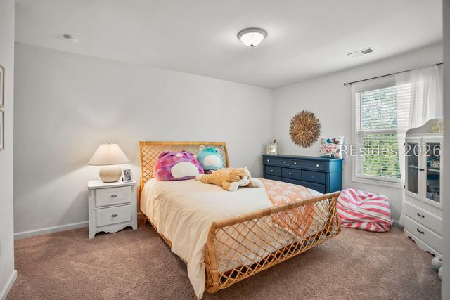 25 Chinquapin St, Beaufort, SC 29906