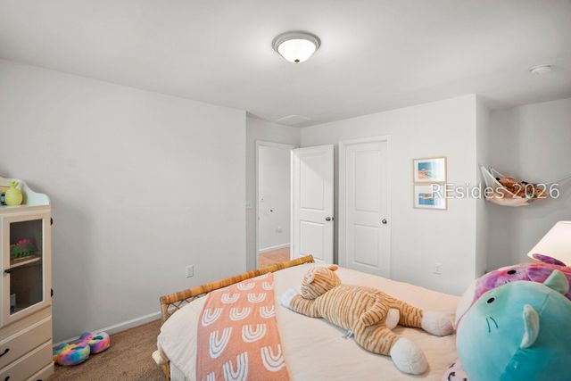 25 Chinquapin St, Beaufort, SC 29906
