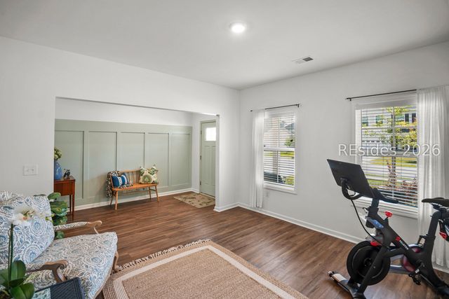 25 Chinquapin St, Beaufort, SC 29906