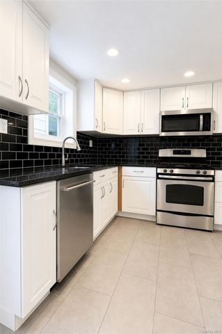 21-31 25th Road, Astoria, NY 11102