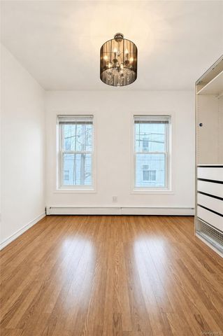 21-31 25th Road, Astoria, NY 11102