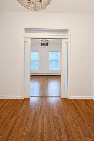 21-31 25th Road, Astoria, NY 11102