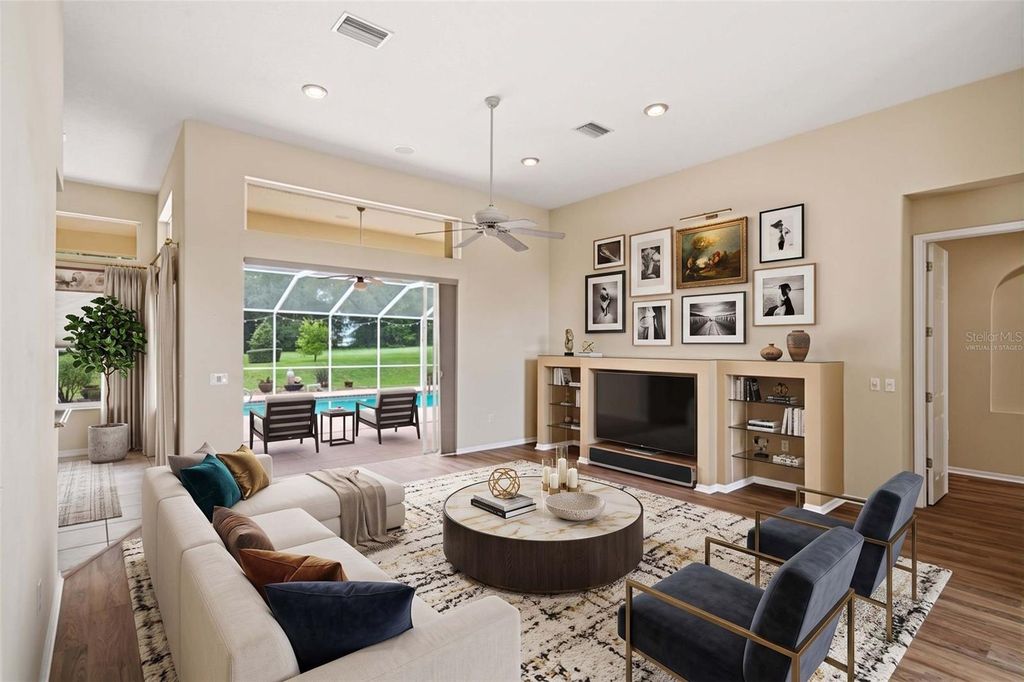 Image 2 of property listing at 926 E TRIPLE CROWN LOOP, Hernando, FL 34442