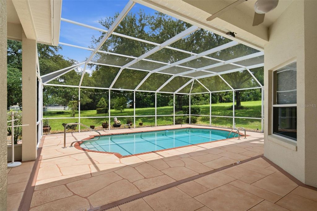 Image 35 of property listing at 926 E TRIPLE CROWN LOOP, Hernando, FL 34442