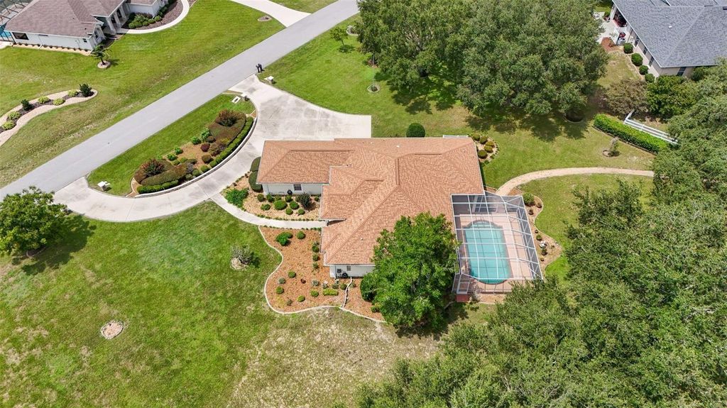 Image 67 of property listing at 926 E TRIPLE CROWN LOOP, Hernando, FL 34442