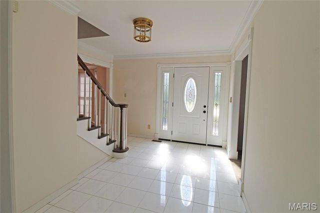 100 Worthington Oaks Drive, Creve Coeur, MO 63141
