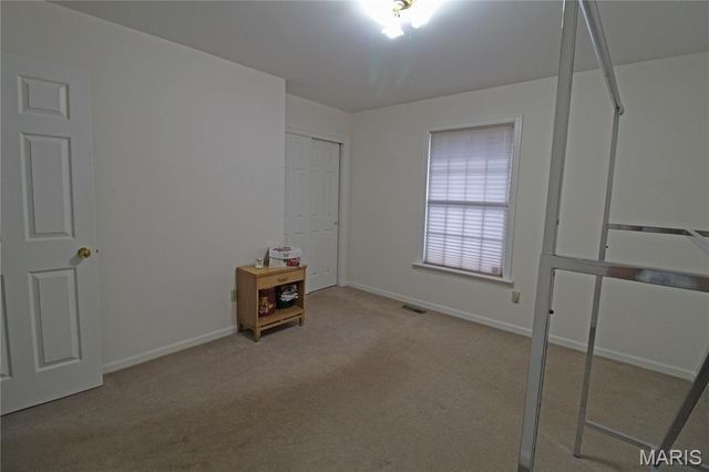 100 Worthington Oaks Drive, Creve Coeur, MO 63141