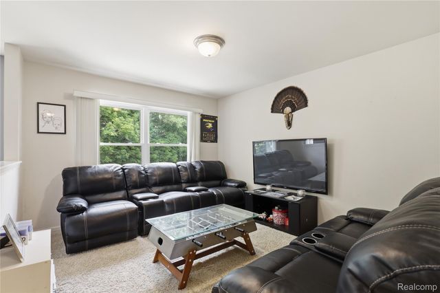 2067 Ashford Drive, Davison Township, MI 48423