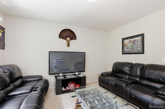2067 Ashford Drive, Davison Township, MI 48423