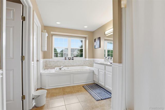 2067 Ashford Drive, Davison Township, MI 48423