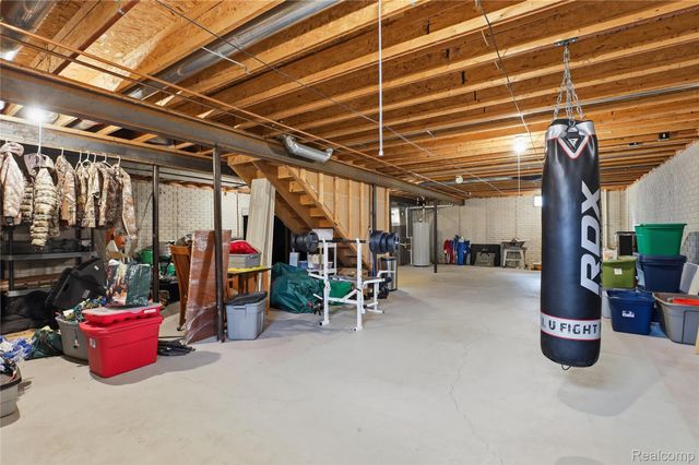 2067 Ashford Drive, Davison Township, MI 48423