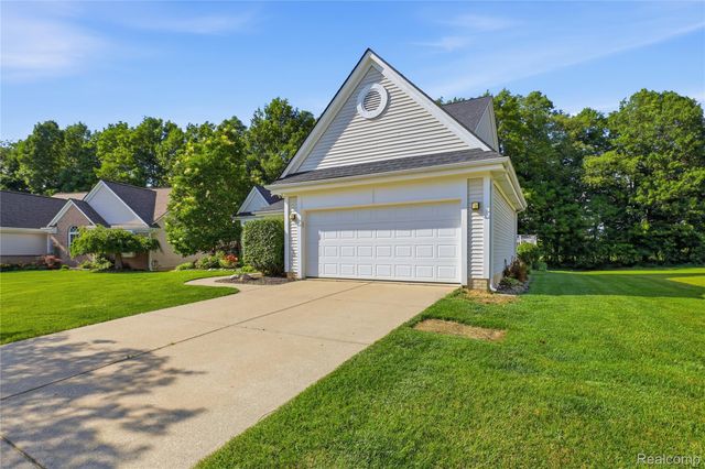 2067 Ashford Drive, Davison Township, MI 48423