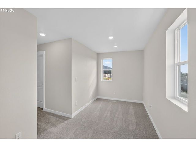 3668 Sw 37TH St, Gresham, OR 97080