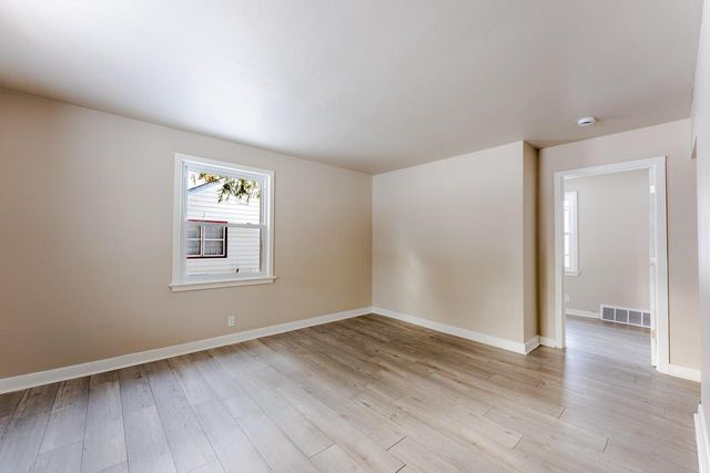 5106 W Stark STREET, Milwaukee, WI 53218