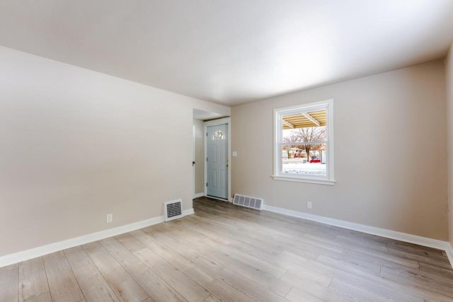 5106 W Stark STREET, Milwaukee, WI 53218