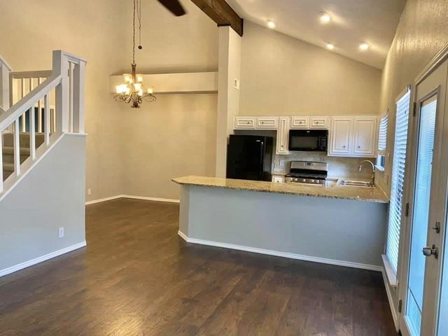 4404 Travis Country CIR G4, Austin, TX 78735