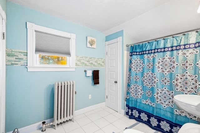 232 Mt Pleasant, Fall River, MA 02720