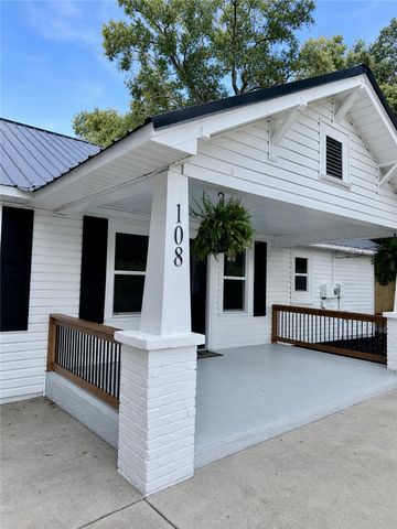 108 Boggs Drive, Townville, SC 29689