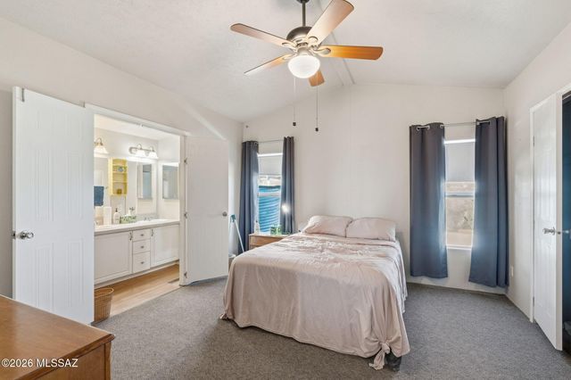 33588 Ez Duz It Lane, Oracle, AZ 85623