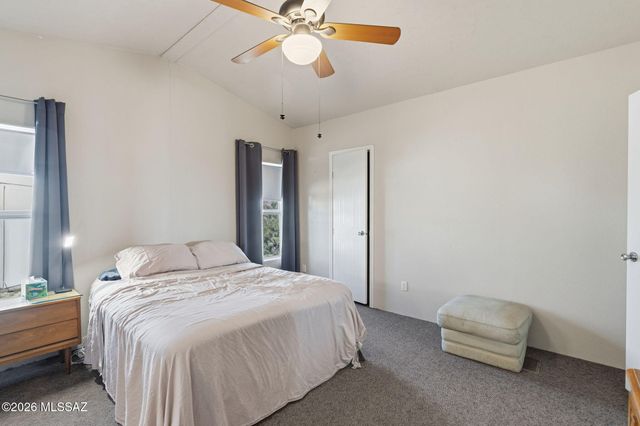 33588 Ez Duz It Lane, Oracle, AZ 85623