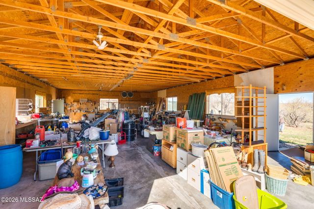 33588 Ez Duz It Lane, Oracle, AZ 85623