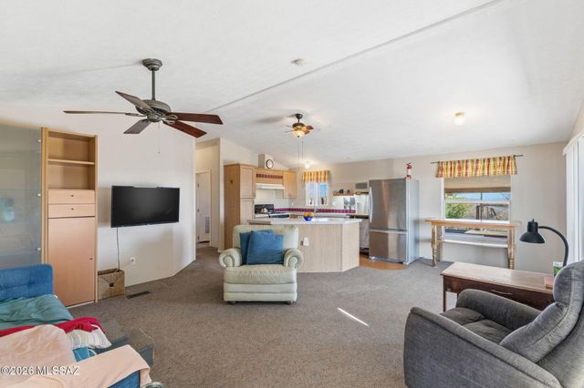 33588 Ez Duz It Lane, Oracle, AZ 85623