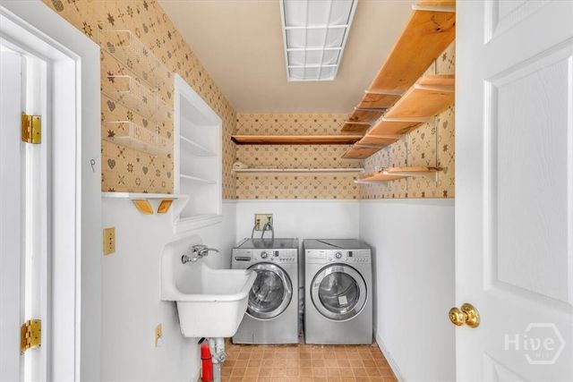 311 Pickwick Road, Savannah, GA 31410