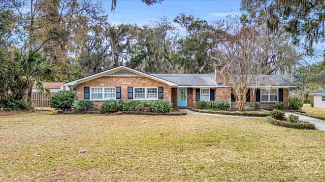 311 Pickwick Road, Savannah, GA 31410