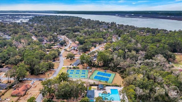 311 Pickwick Road, Savannah, GA 31410