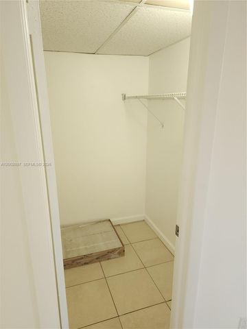 4505 Treehouse Ln 8-H, Tamarac, FL 33319