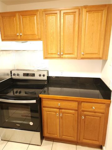 4505 Treehouse Ln 8-H, Tamarac, FL 33319